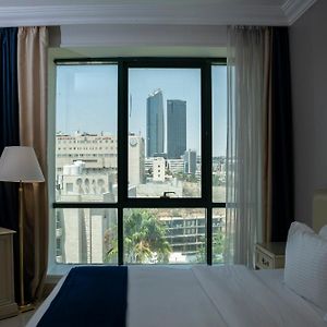 Deluxe Junior Suite